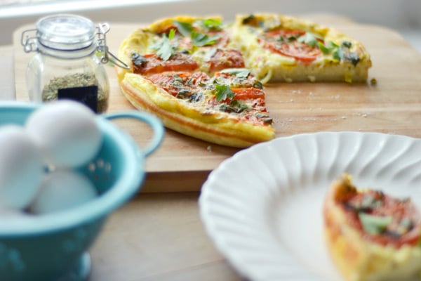 Super easy and a great base for any extras you want to add, the Three Egg Quiche! Recipe found @LittleFiggyFood