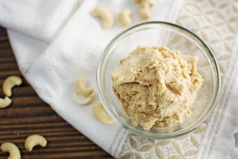 Quick & Easy to make Roasted Cashew Butter with Honey. Recipe at @LittleFiggyFood