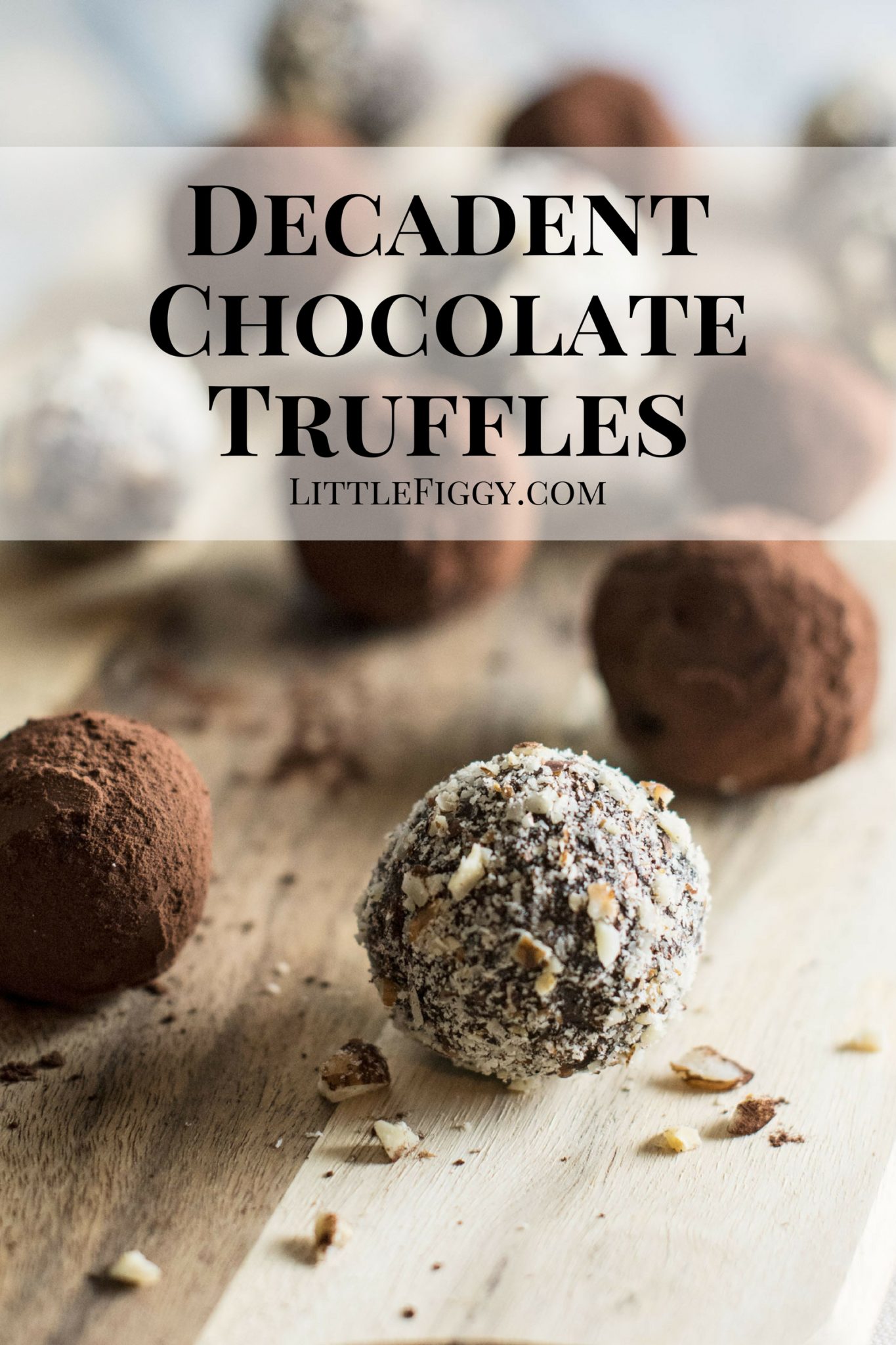 Oh so decadent Dark Chocolate Truffles! No SUGAR and only 3 ingredients to make the base, they are pure indulgence. Get the recipe @LittleFiggyFood