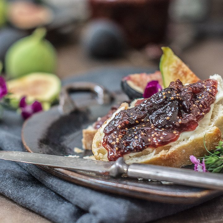 Toasted bread with Fig and Ginger Jam