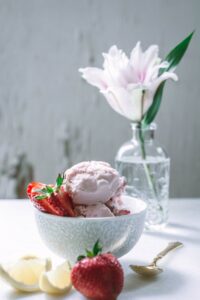 Lemon and Strawberry Frozen Yogurt Recipe