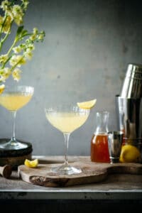 Easy to Make Cocktails: The Bee’s Knees Cocktail Recipe